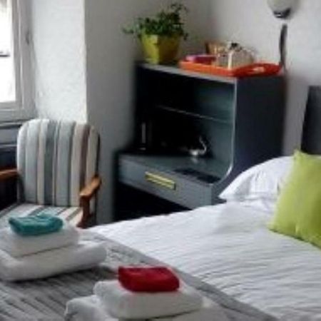 Lyndhurst Guest House كندال المظهر الخارجي الصورة