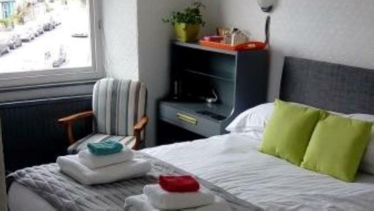 Lyndhurst Guest House كندال المظهر الخارجي الصورة